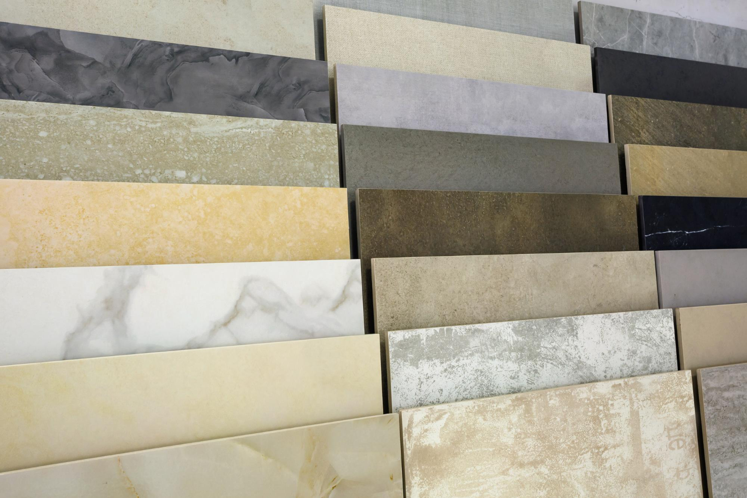 Read more about the article Tile Talk: Dark or Light Color? Finding the Perfect Tiles for Your Small Space 